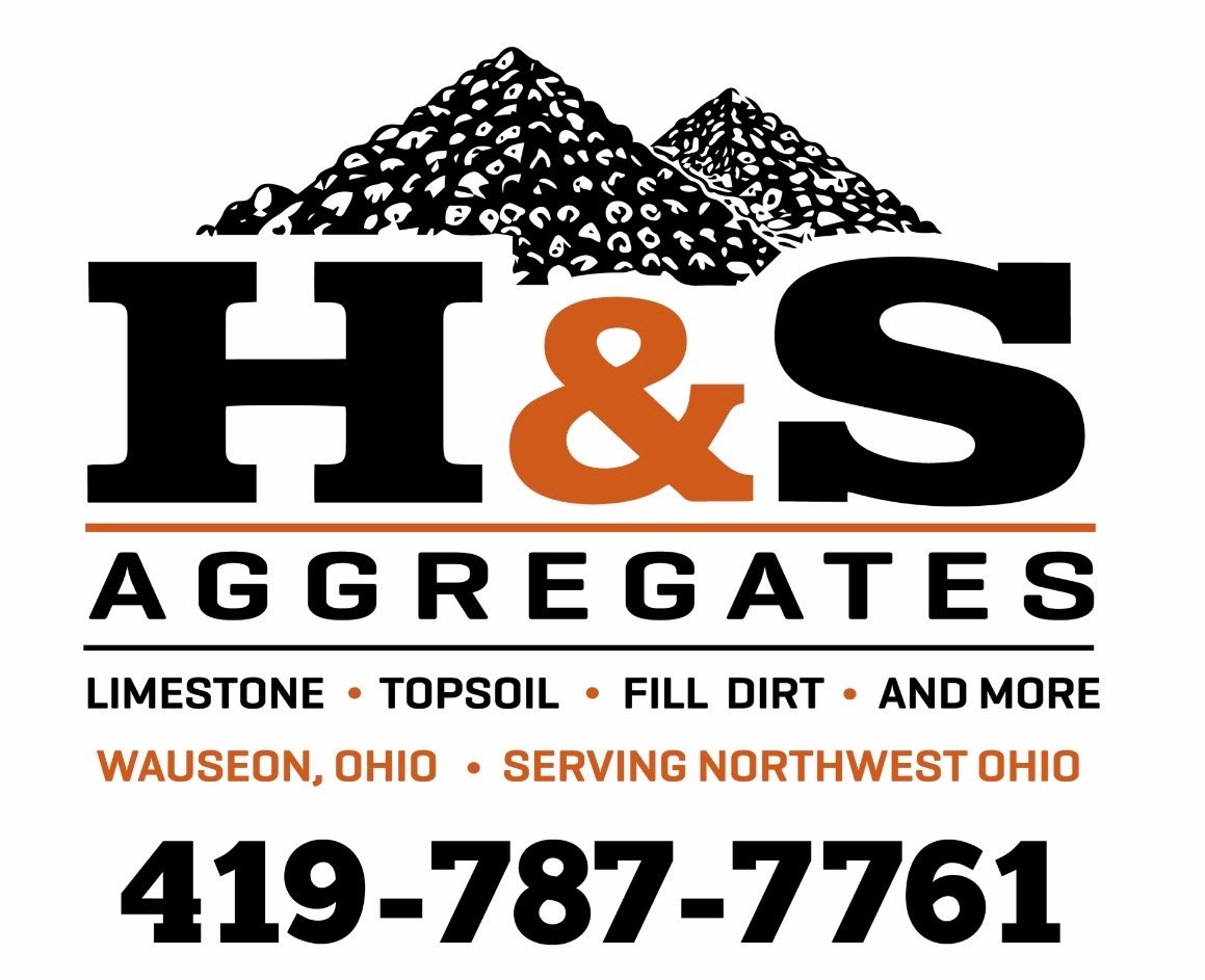 Hunt & Sons Aggregates Logo
